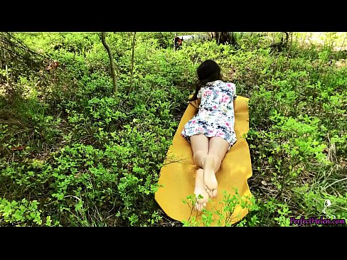 ❤️ 陌生人在Tinder上自慰我的阴部，并在树林里热情地做爱 ❤❌ Hard porn ❌️