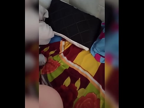 ❤️ 我的室友因为丈夫去度假而独自呆在家里，我趁机操她，用牛奶填满她的屁股 ❤❌ Hard porn ❌️